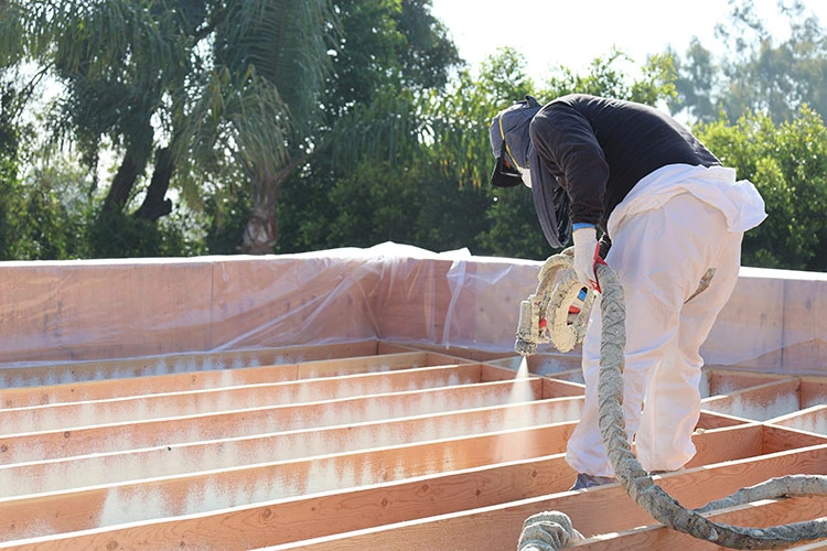 insulation-service-thumb insulation-service-thumb